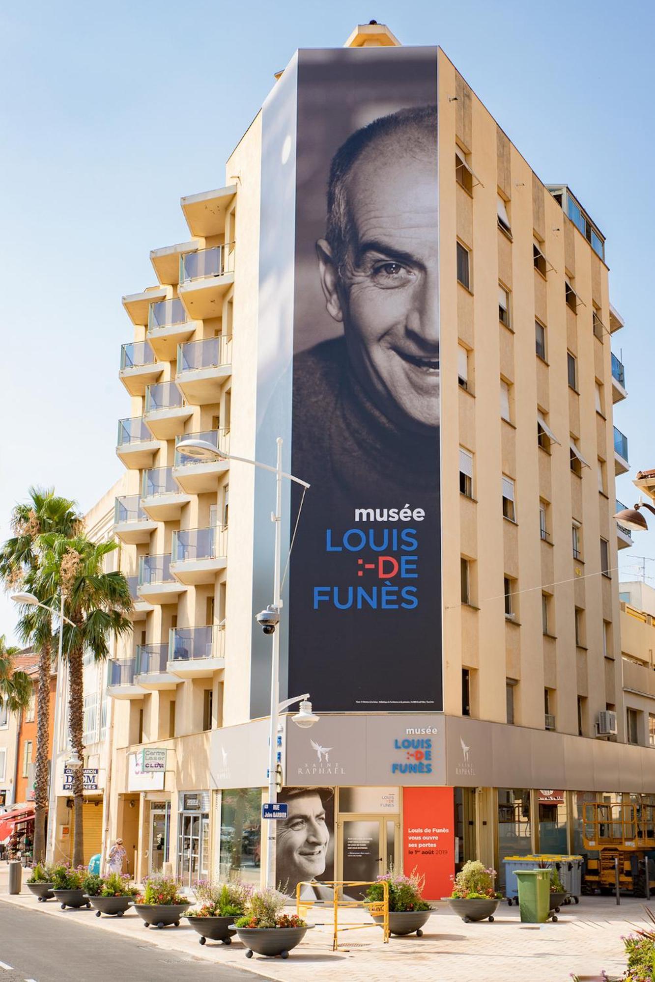 Appartement Climatise A 800M De La Plage Frejus Bagian luar foto